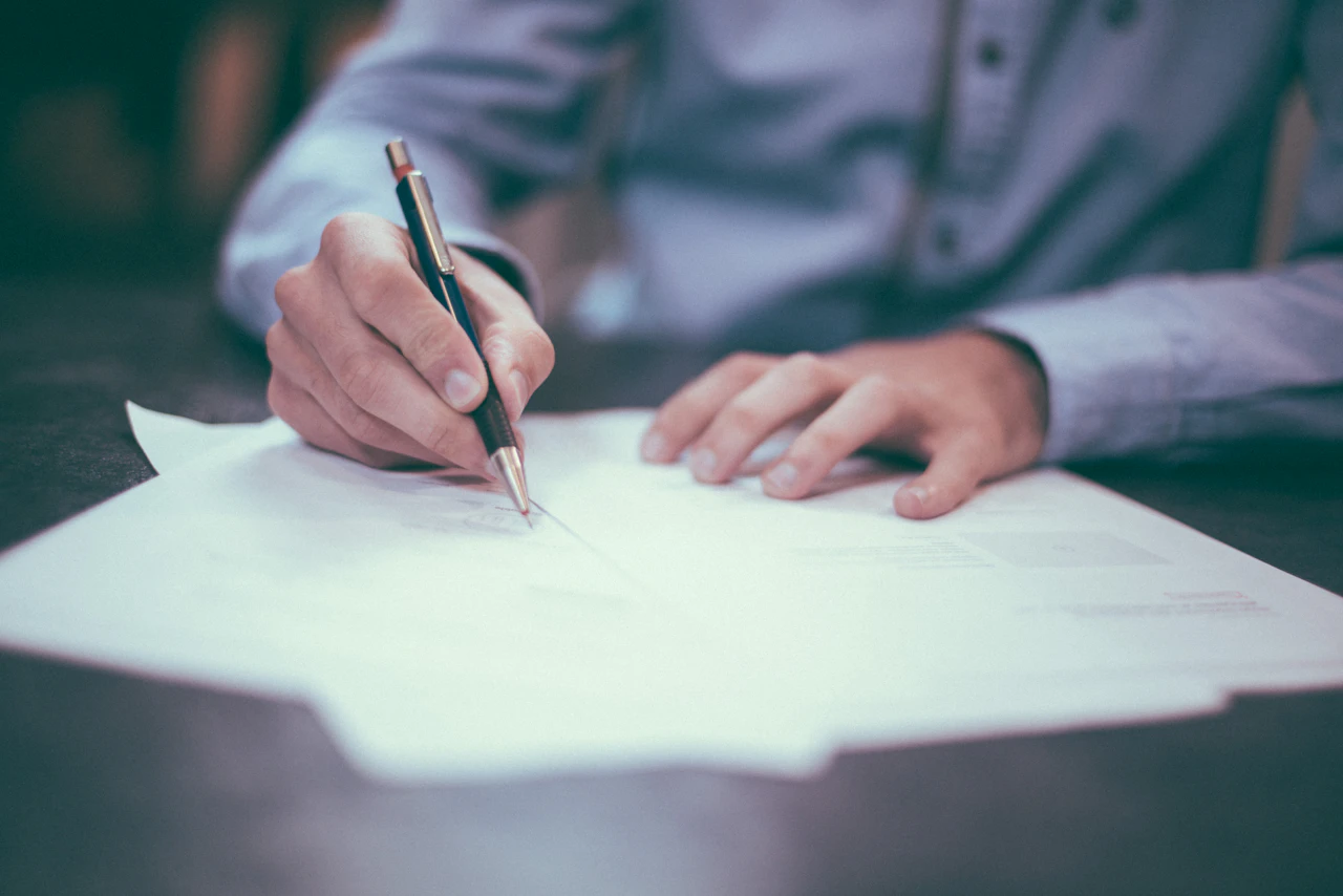 Financial & Risk Consulting